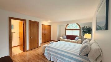 3 chambres, bureau, Wi-Fi, draps fournis