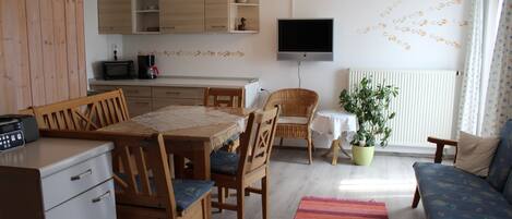 TV, foosball, books, stereo