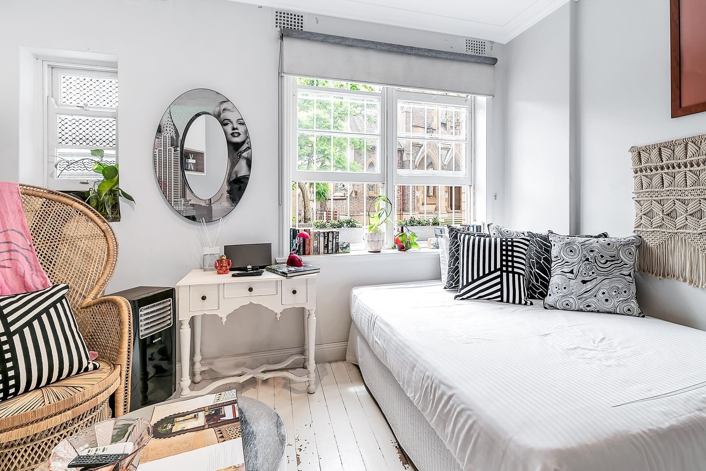 Getawayz NSW - Canon In the CrossX - In The Heart Of KingsX