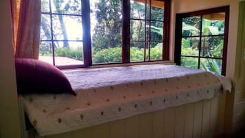 1 chambre, fer et planche Ă  repasser, Wi-Fi gratuit, draps fournis