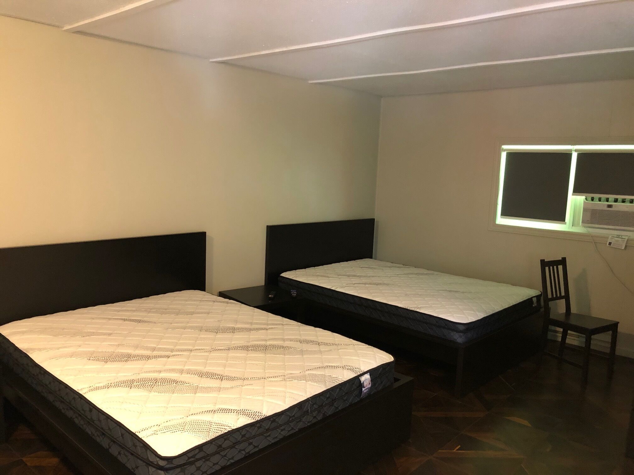 1 室のベッドルーム、WiFi (無料)、車椅子でアクセスできる設備