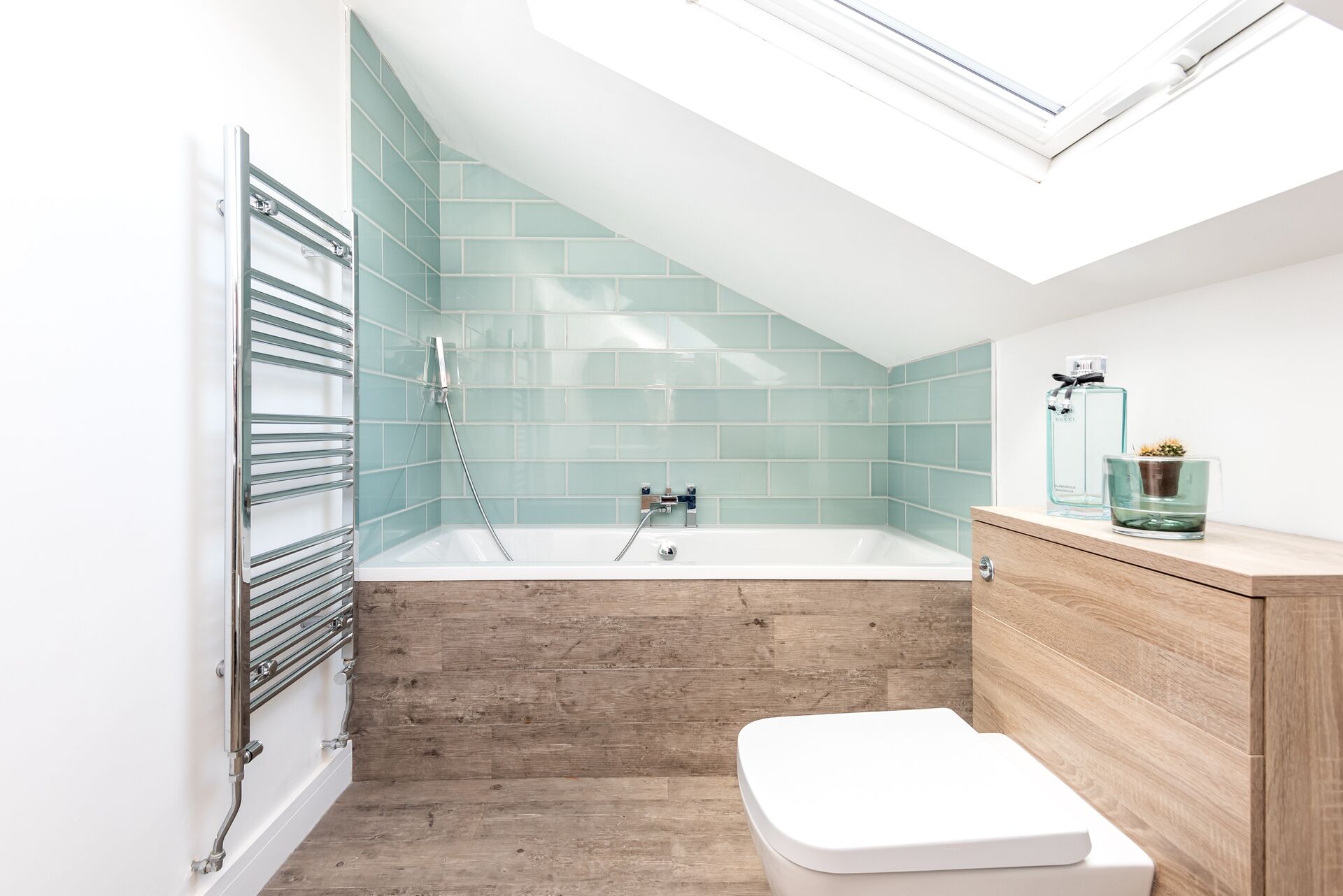 House | Bathroom | Combined shower/tub, deep soaking tub, hair dryer, towels