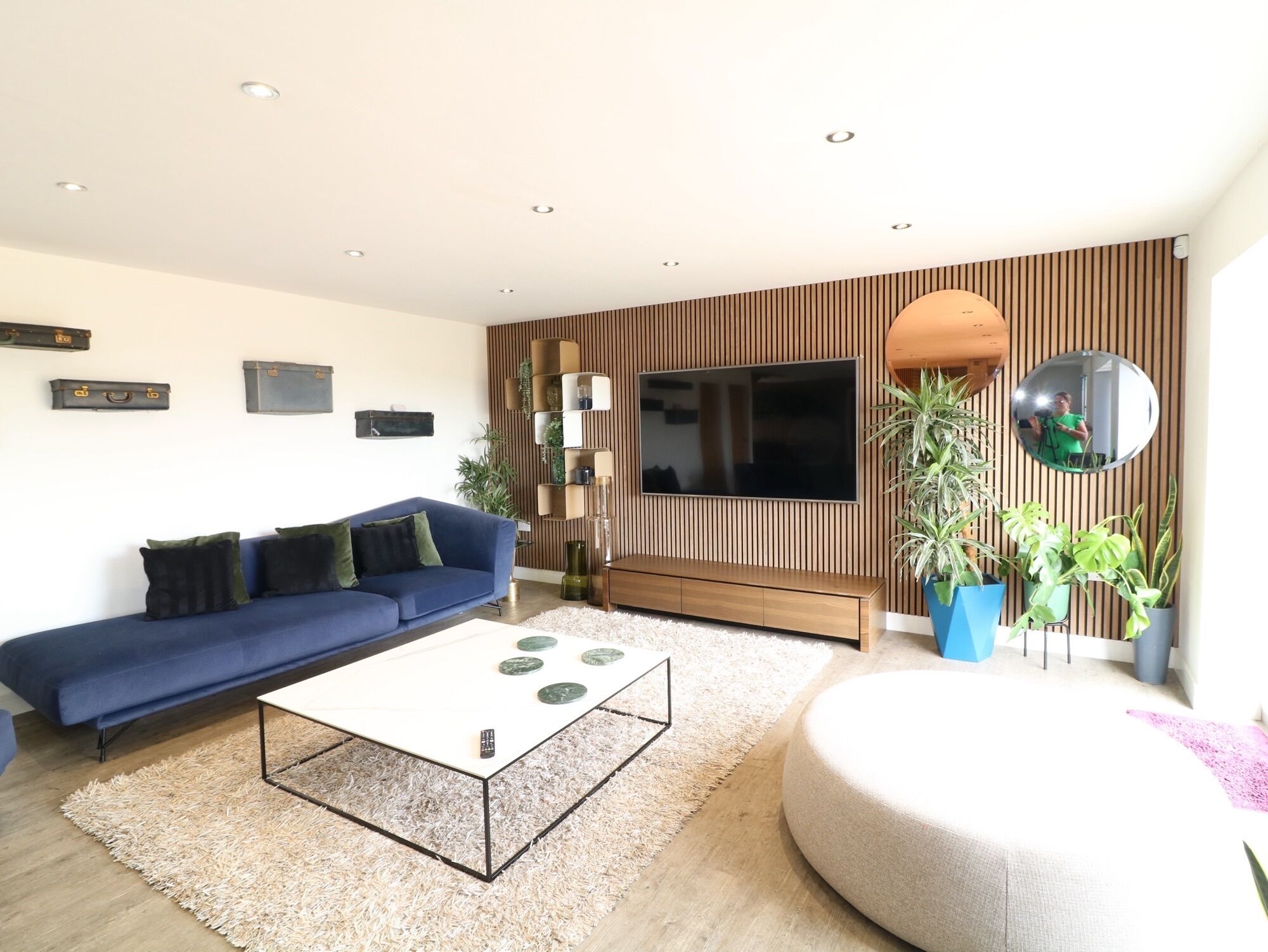 TV 30-inch có truyền hình kỹ thuật số, lò sưởi 