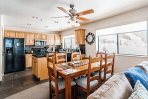 Fridge, microwave, oven, stovetop - Your Perfect Ski In Ski Out Park City Mountain Condo - Unmatched Location & View (Park City)