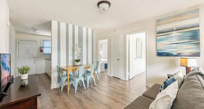 Daytona Inn - Two Bedroom Family Apartment - (Cross street to use pools)