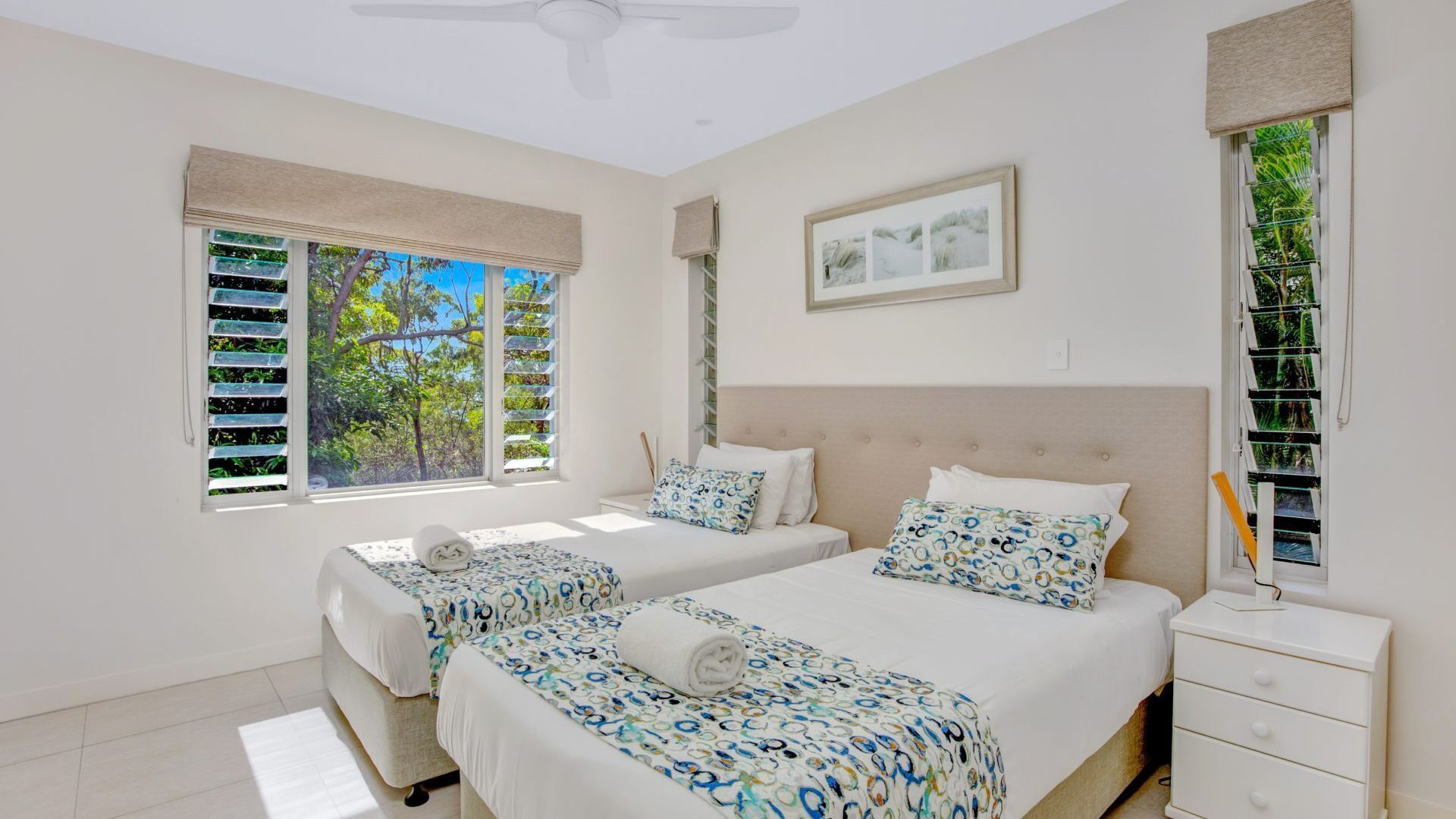 Unit 9/103 Cooloola Drive - Rainbow Beach. Stunning Ocean Views. Seabreezes. Aircon. Wi-Fi. — image 15