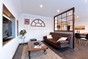 家庭村舍, 独立浴室 (4 étoiles) | 酒廊