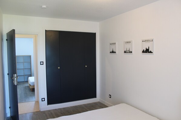 2 多间卧室、旅行婴儿床、免费 WiFi