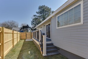Exterior - Newly Renovated Beach Rancher - Walk to the Beach! (Hampton)
