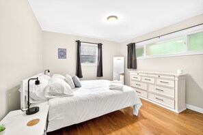3 Schlafzimmer, Bügeleisen/Bügelbrett, WLAN, Bettwäsche