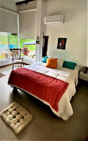 2 dormitorios, tabla de planchar con plancha, wifi gratis y ropa de cama