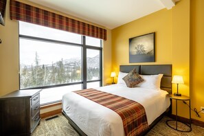 7 Schlafzimmer, Schreibtisch, Bügeleisen/Bügelbrett, kostenloses WLAN