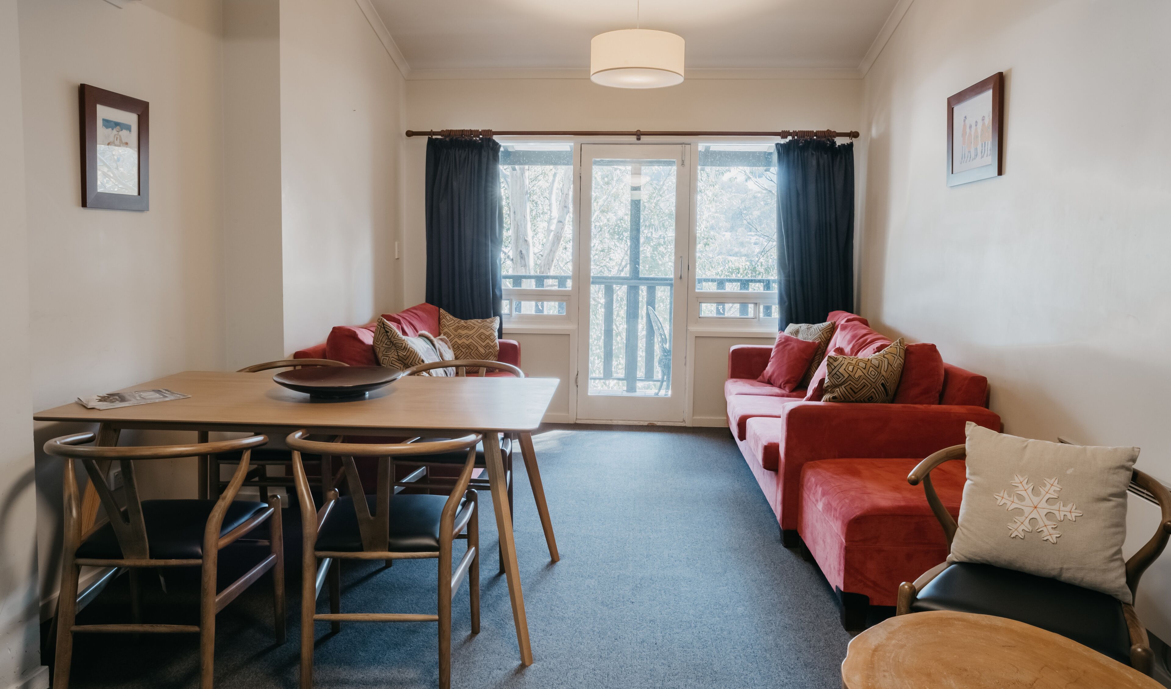 Central Two Bedroom Thredbo  Apartment with Great Views — image 4