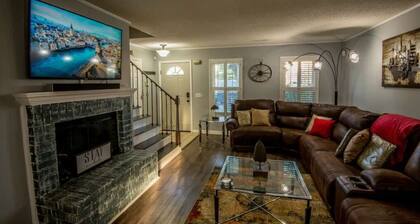 Suite 102 in Madison..."Quiet and Quaint"