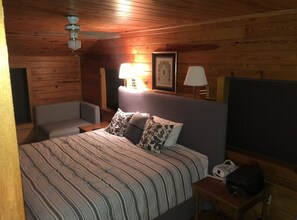 3 quartos, Wi-Fi de cortesia, roupa de cama