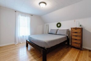 3 Schlafzimmer, Bügeleisen/Bügelbrett, WLAN, Bettwäsche