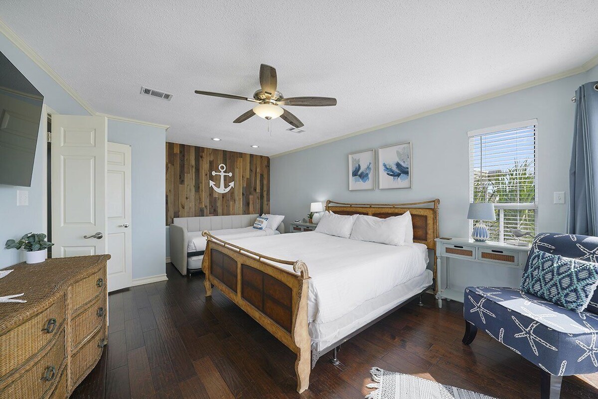 Photo 18 of Dolphin Cove - Gulf Front Townhome with Private Outdoor Area
