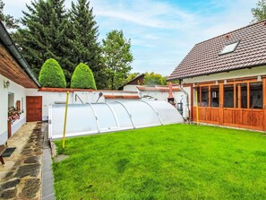 Property grounds - Beautiful private villa for 8 people with private pool, WIFI, TV and terrace (Polžov)