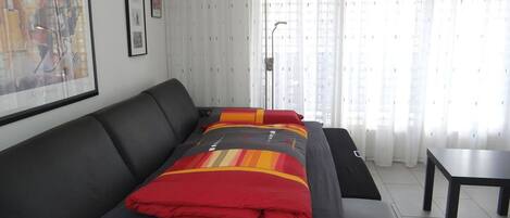 2 dormitorios, cuna de viaje, wifi gratis y ropa de cama