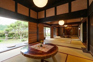 Classic-Villa, Nichtraucher (The Ninja Mansion) | Wohnbereich