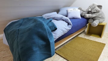 2 bedrooms, free WiFi, bed sheets