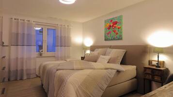 4 chambres, fer et planche à repasser, Wi-Fi gratuit, draps fournis