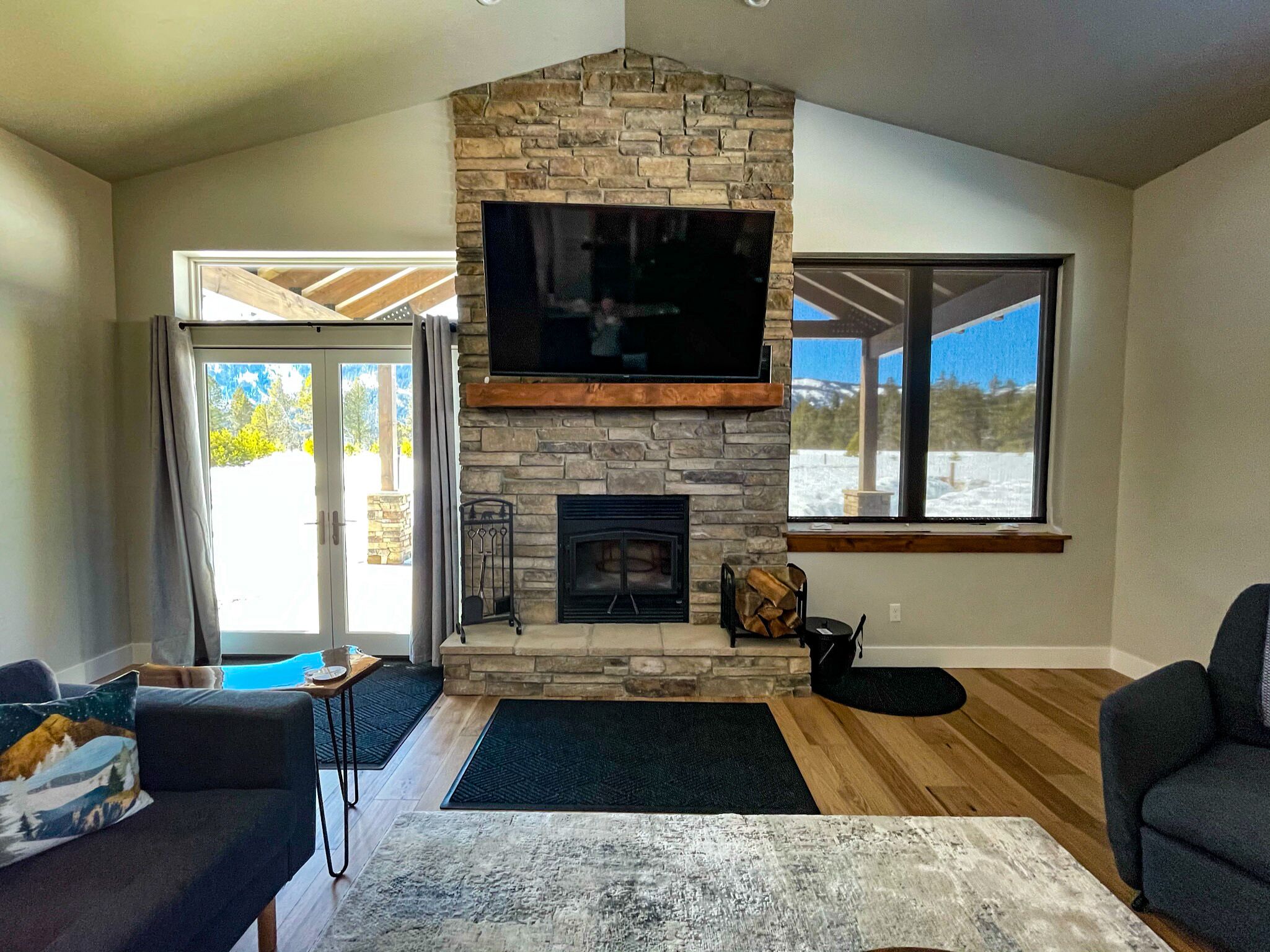 Smart TV and wood stove with heated blower fan