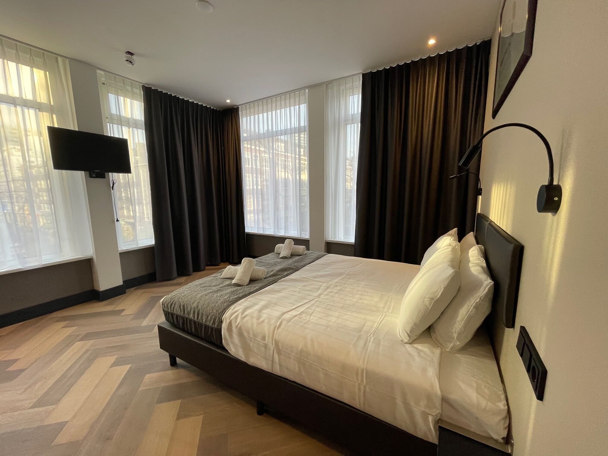 Photo - H3 Hotel Rotterdam City Center