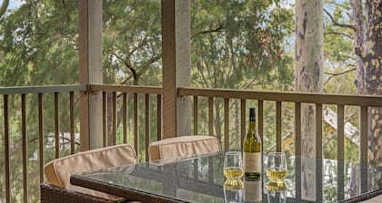 Two villas centrally located in Cypress Lakes Resort in Pokolbin