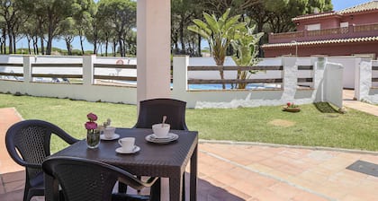 Maison de vacances Villa Su IlusiĂłn avec piscine, Wi-Fi, climatisation, jardin et terrasse