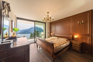 2 bedrooms, iron/ironing board, free WiFi, bed sheets - Resort Style Apartment with Mountain Views, Pool and Wi-Fi (Perledo)