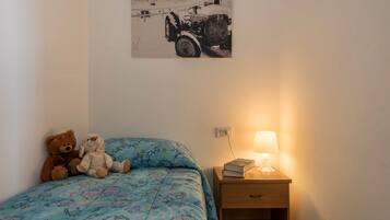 1 makuuhuone, silitysrauta/-lauta, ilmainen Wi-Fi, vuodevaatteet