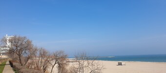 Location 50 m from beach "3 slippers"