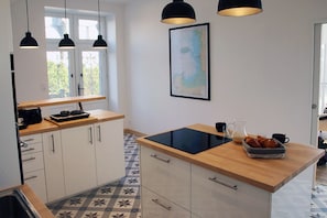 Fridge, microwave, oven, dishwasher - Le Val Joyeux (Cancale)