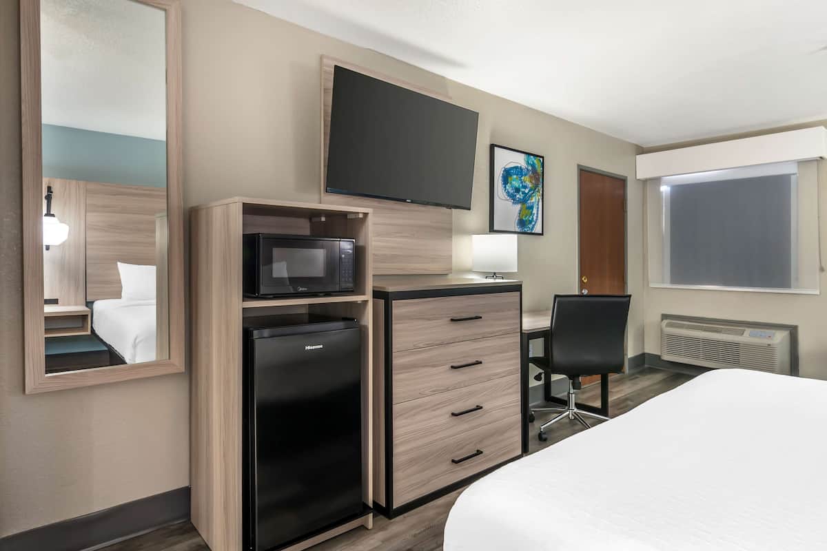 Standardzimmer, 1 King-Bett, Nichtraucher | 1 Schlafzimmer, Bettwäsche aus ägyptischer Baumwolle