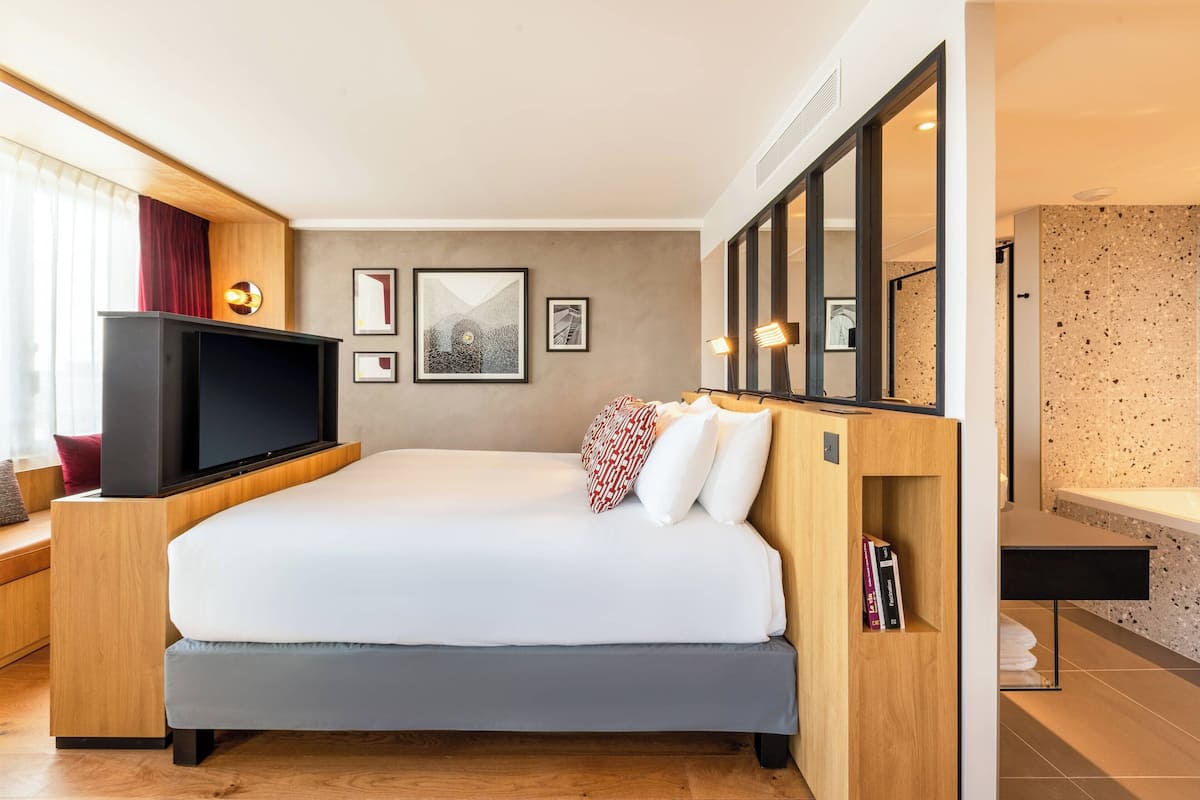 1 bedroom, premium bedding, select comfort beds, in-room safe