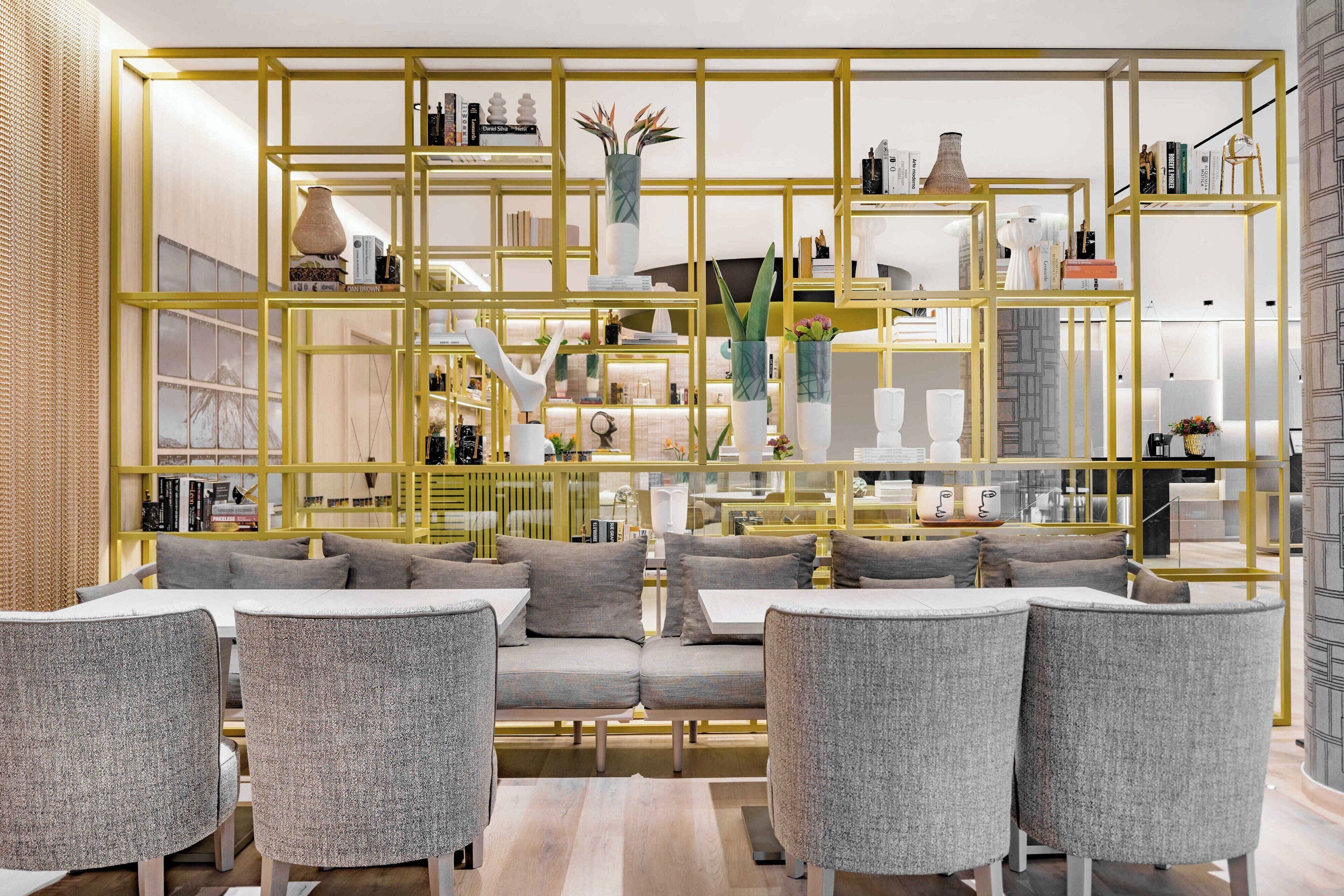 rooftop bar, ocean views, open daily