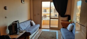 Panoramic Studio | Living area