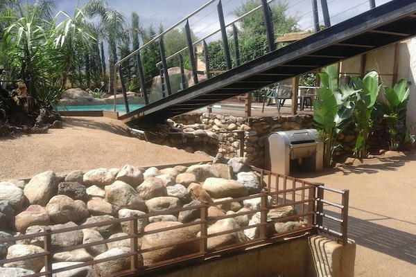 Enceinte de lâhĂ©bergement