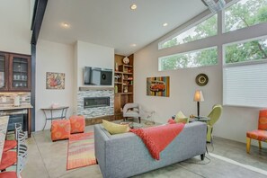 สมาร์ททีวี, เตาผิง