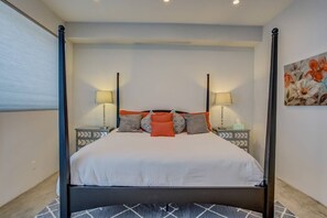 4 bedrooms, premium bedding, down duvets, individually decorated