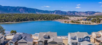 5BD Lakeside Mountain Spectacularhot Tubluxury