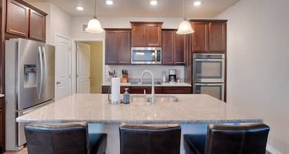 2BR Mtn Viewsusaf Academynewly Buildcentral AC