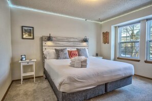 Apartment (4 Bedrooms)