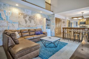 Flat-screen TV, fireplace, table football, offices