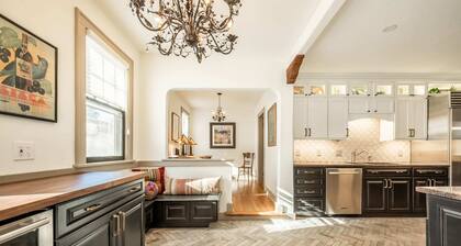 5BD Houseblocks From Broadmoor Fireplacecheyenne Canon & Gorgeous Views!