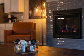 Interior - 3BR Mtn Viewsluxury Townhomecentral Locationac (Colorado Springs)