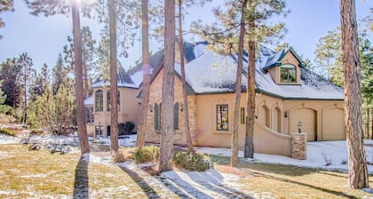 3bdwhere the Foxes Runluxurious, Usaf Academy