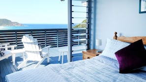 4 bedrooms, iron/ironing board, Internet, bed sheets