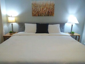 3 chambres, fer et planche à repasser, Wi-Fi, draps fournis